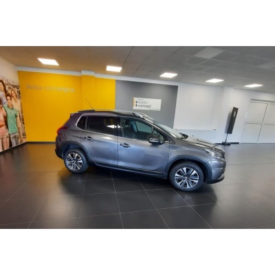 Peugeot 2008  BlueHDI <br /> 100 Black Matt (73 KW)